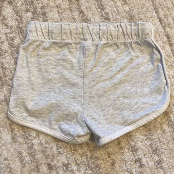 OshKosh B’gosh shorts bundle - Picture 8 of 8